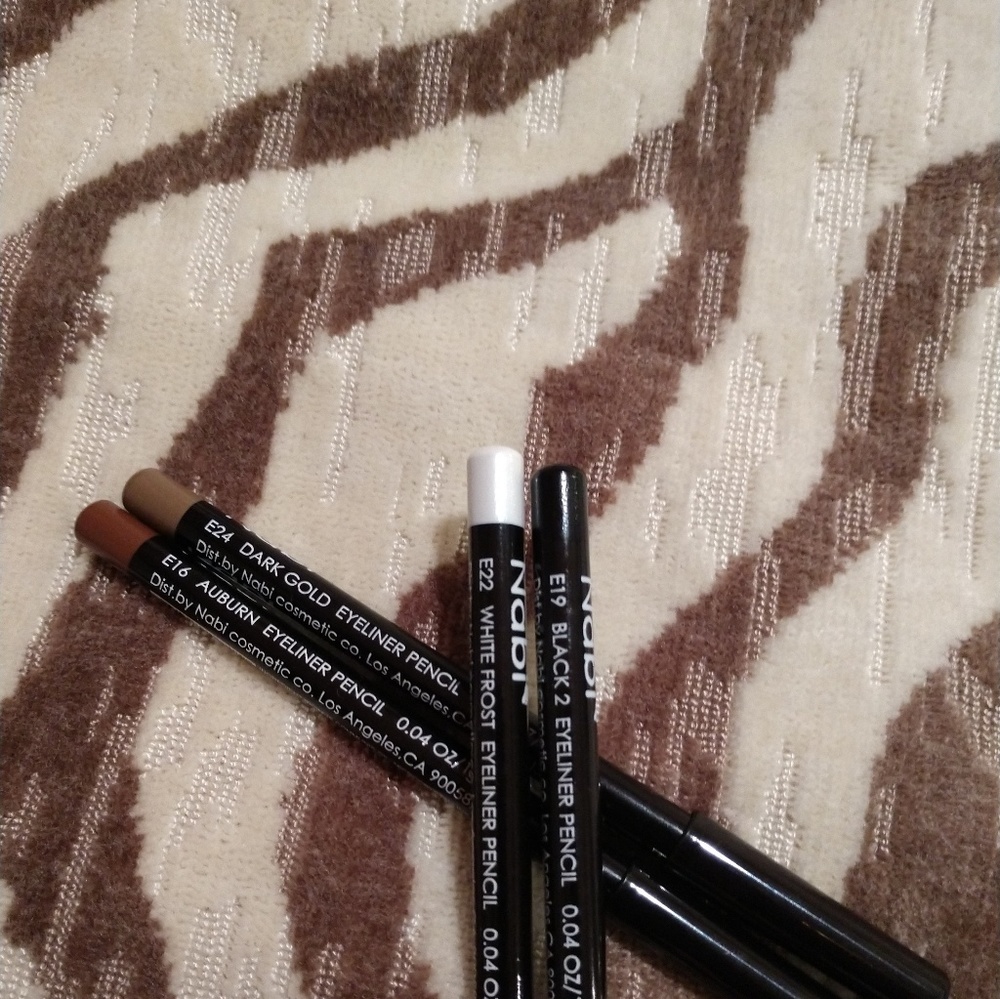 Lip Liner Nabi